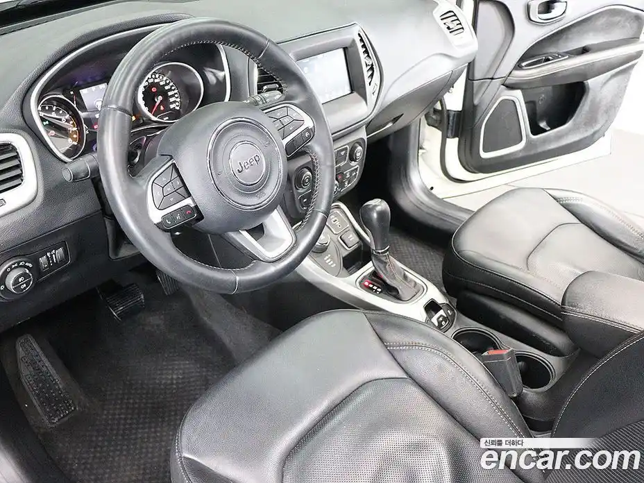 Jeep Compass 2019 2.4 гидро в Москве № 170044, фото 17