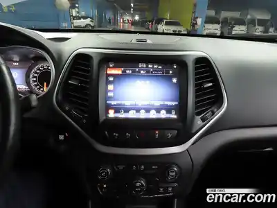 Jeep Cherokee 2017 2.2 гидро в Москве № 170100, миниатюра 12