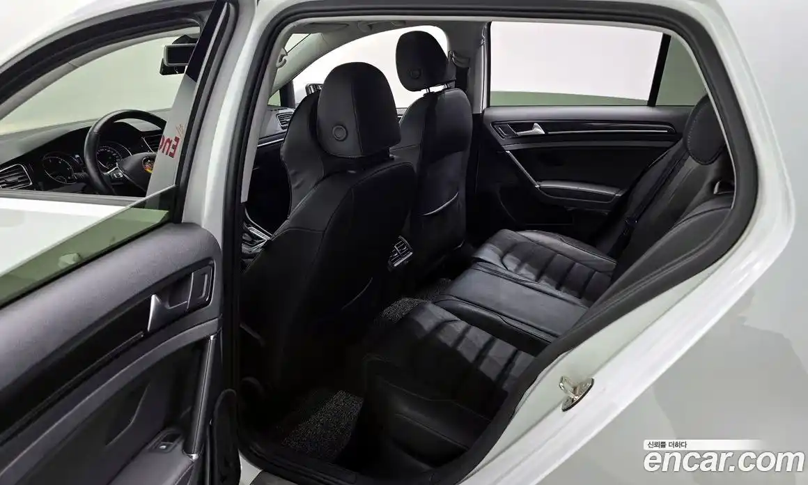 Volkswagen Golf 2015 2.0 гидро в Москве № 173587, фото 11