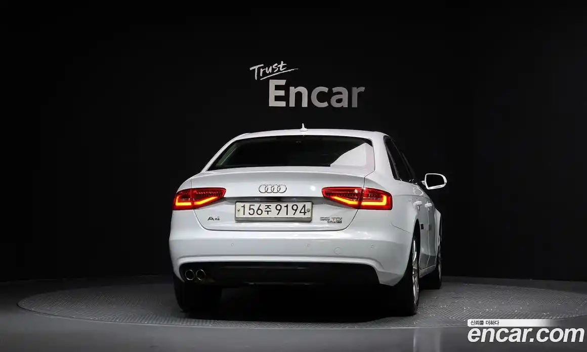 Audi A4 2015 2.0 гидро в Москве № 194038, фото 4