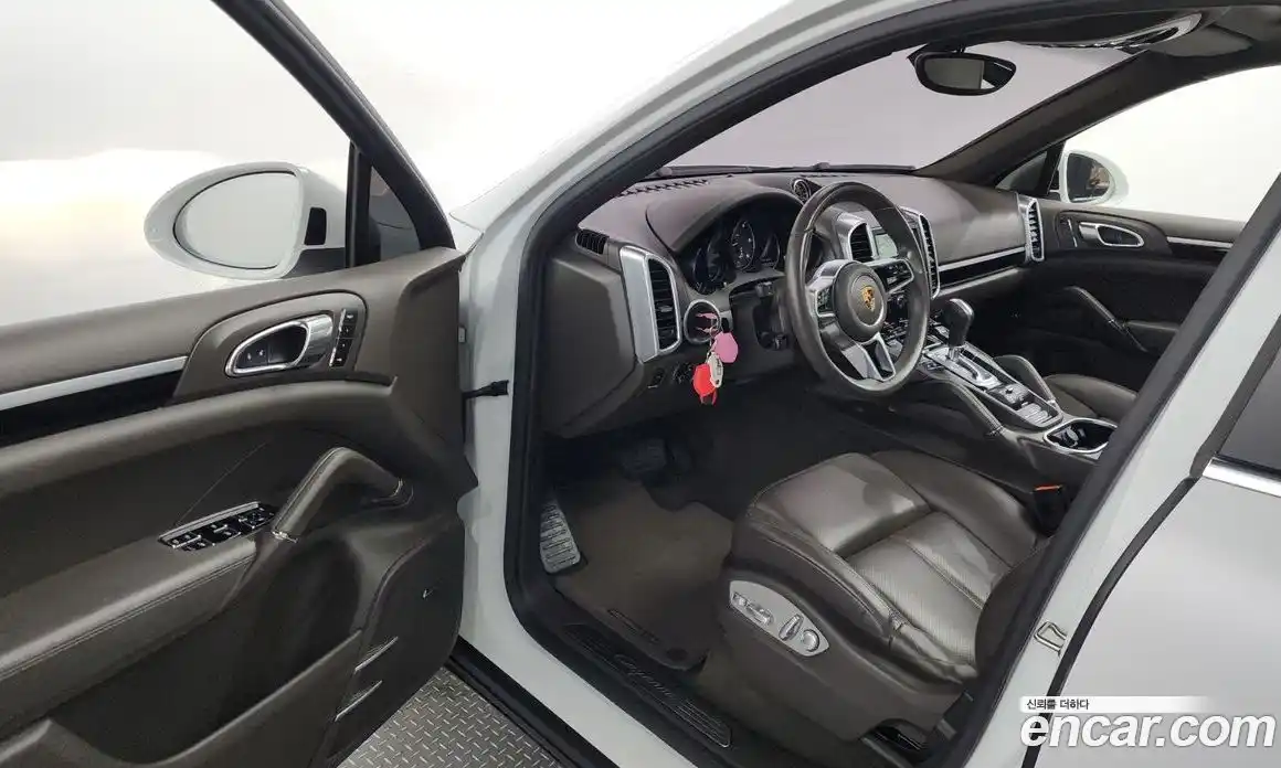 Porsche Cayenne 2016 3.0 гидро в Москве № 197642, фото 10