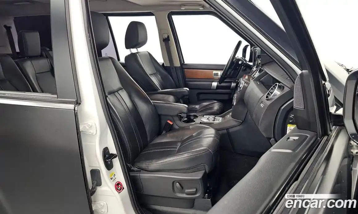 Land Rover Discovery 2016 3.0 гидро в Москве № 198124, фото 10