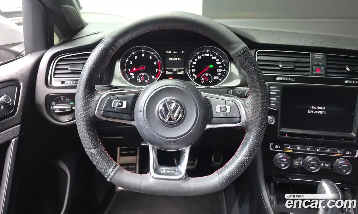 Volkswagen Golf 2016 2.0 гидро в Москве № 199179, фото 13
