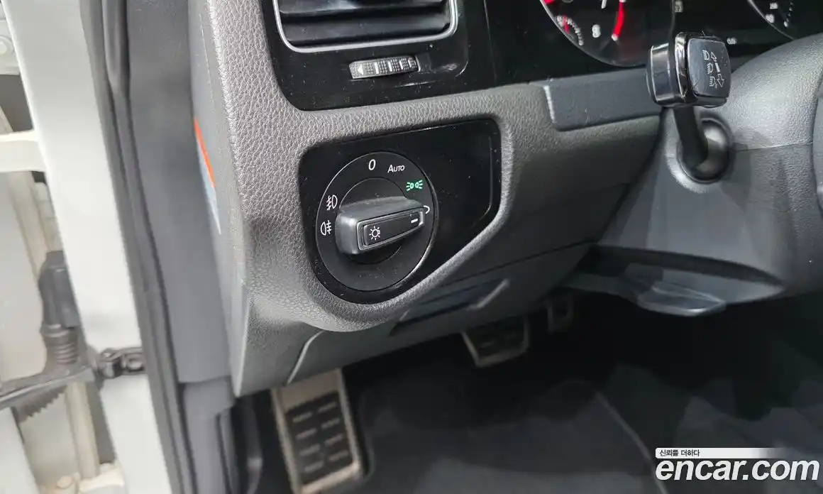 Volkswagen Golf 2016 2.0 гидро в Москве № 199179, фото 15