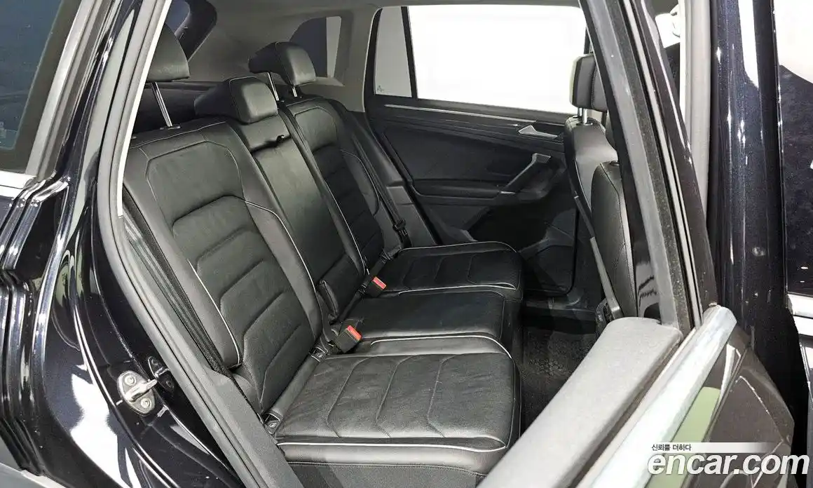 Volkswagen Tiguan 2018 2.0 гидро в Москве № 199273, фото 12