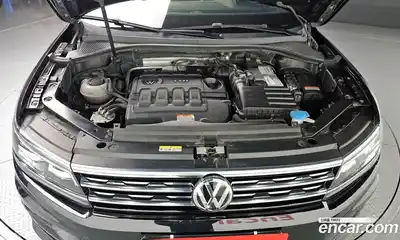 Volkswagen Tiguan 2018 2.0 гидро в Москве № 199273, миниатюра 6