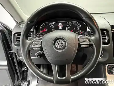 Volkswagen Touareg 2013 3.0 гидро в Москве № 199359, миниатюра 11