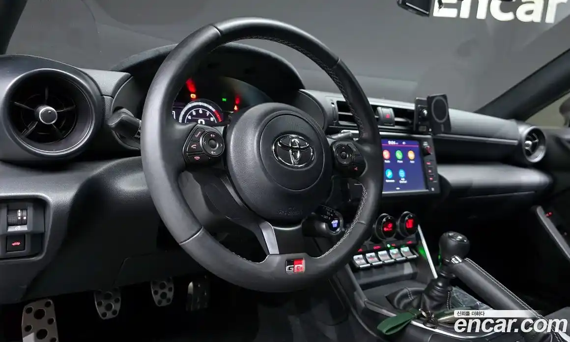 Toyota 86 2024 2.4 механика в Москве № 199531, фото 13