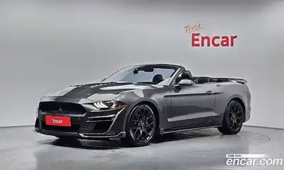 Ford Mustang, 2020