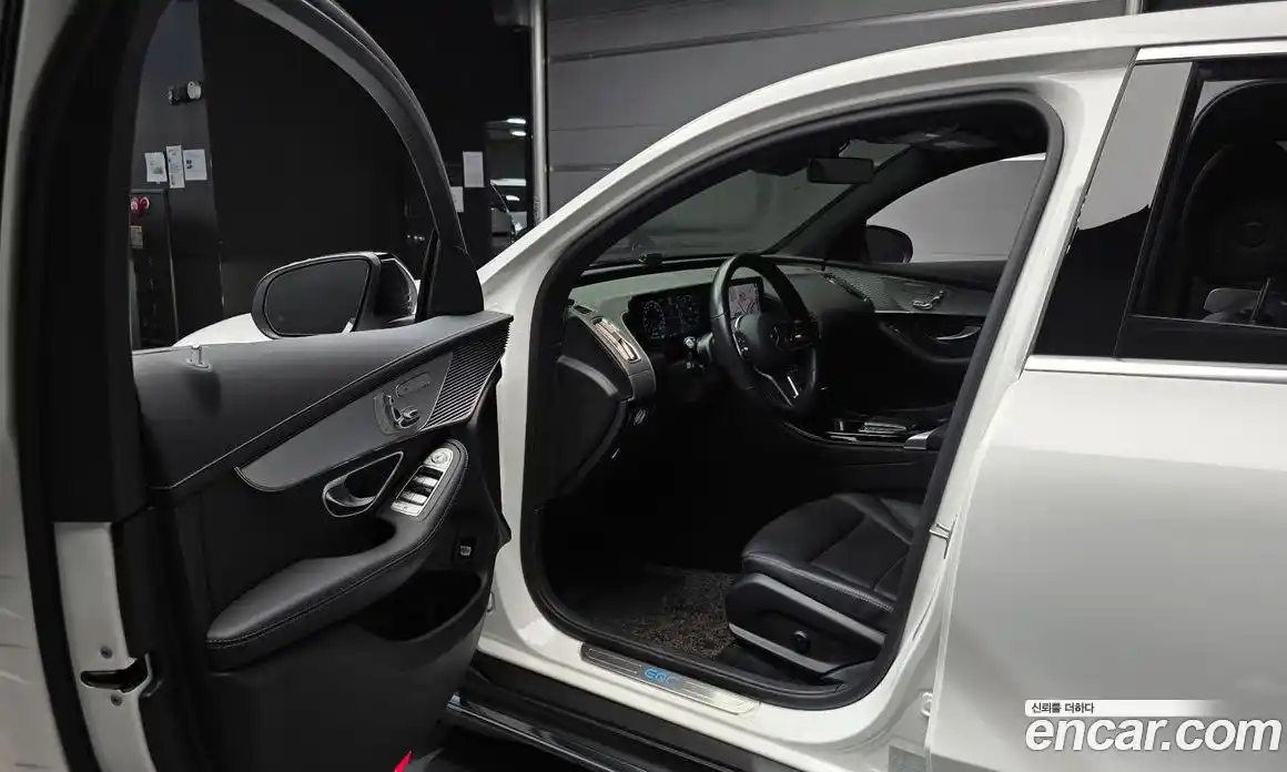 Mercedes-Benz EQC 2020 0.2 гидро в Москве № 209236, фото 11