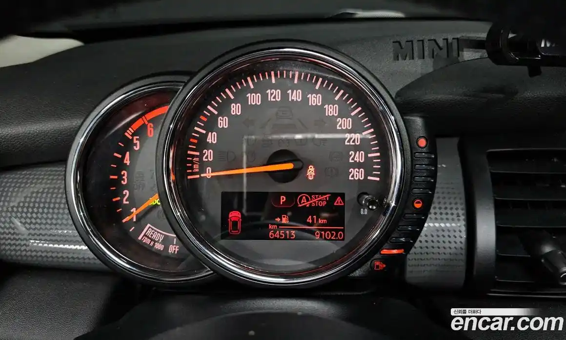 Mini Cooper 2016 1.5 гидро в Москве № 210126, фото 8