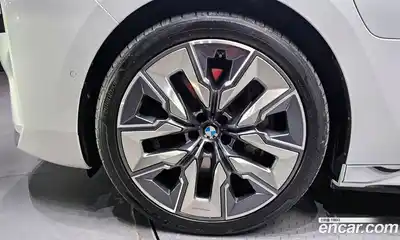 BMW 7-Series 2023 3.0 гидро в Москве № 211386, миниатюра 5