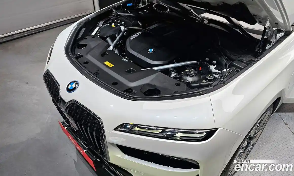 BMW 7-Series 2023 3.0 гидро в Москве № 211386, фото 6