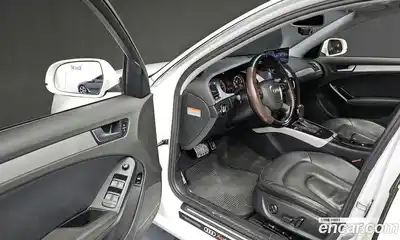 Audi A4 2011 2.0 гидро в Москве № 212595, миниатюра 11