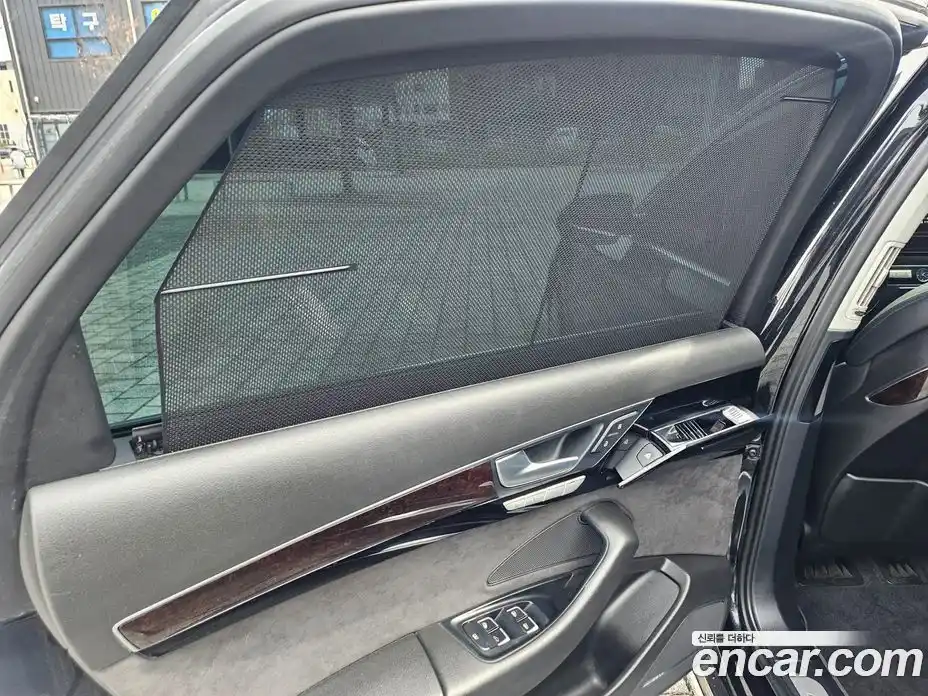 Audi A8 2015 3.0 гидро в Москве № 212732, фото 10