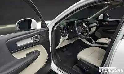 Volvo XC40 2024 2.0 гидро в Москве № 212791, миниатюра 11