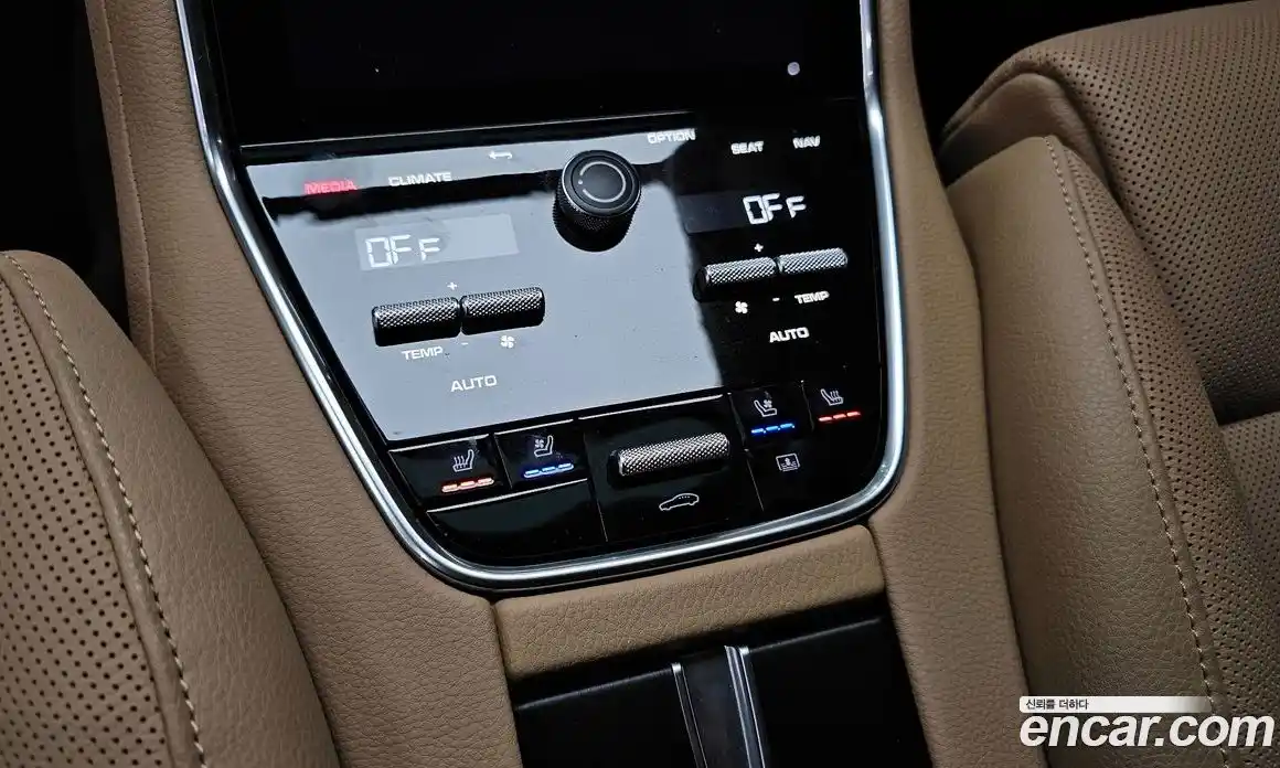 Porsche Panamera 2023 2.9 гидро в Москве № 213042, фото 17