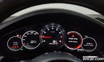 Porsche Cayenne 2023 3.0 гидро в Москве № 213152, миниатюра 8