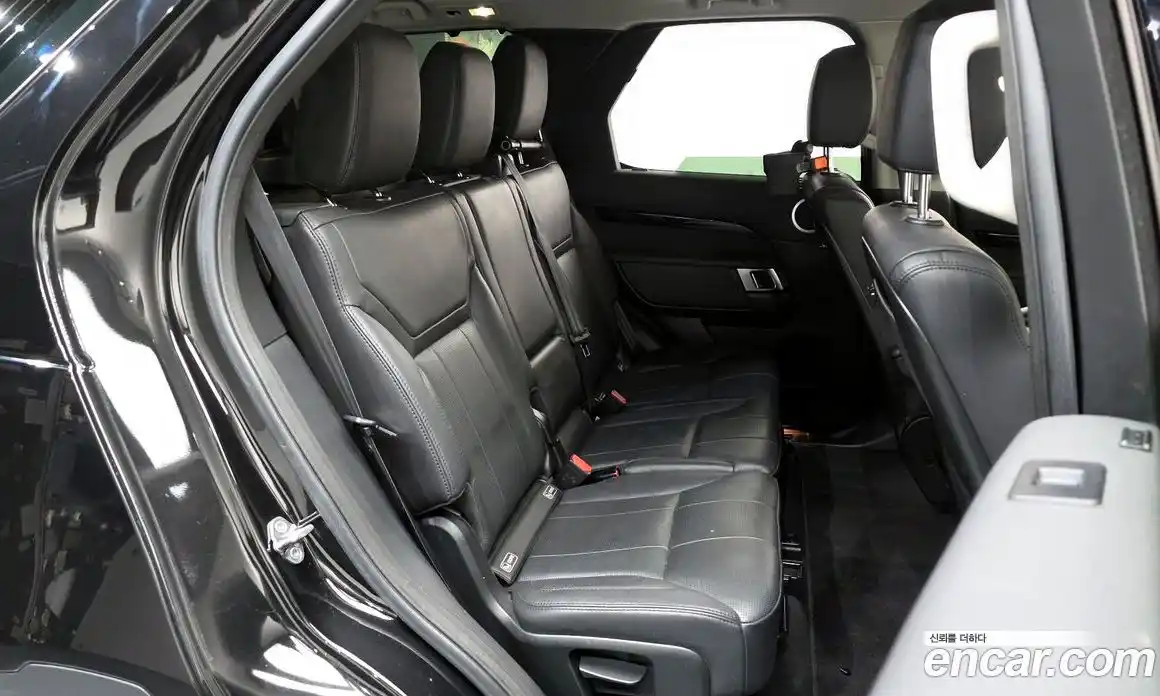 Land Rover Discovery 2018 2.0 гидро в Москве № 213461, фото 12