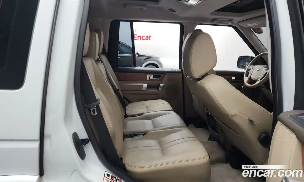 Land Rover Discovery 2013 3.0 гидро в Москве № 213719, фото 12