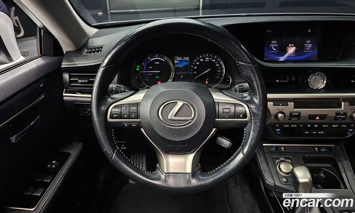 Lexus ES 2016 2.5 гидро в Москве № 214689, фото 13