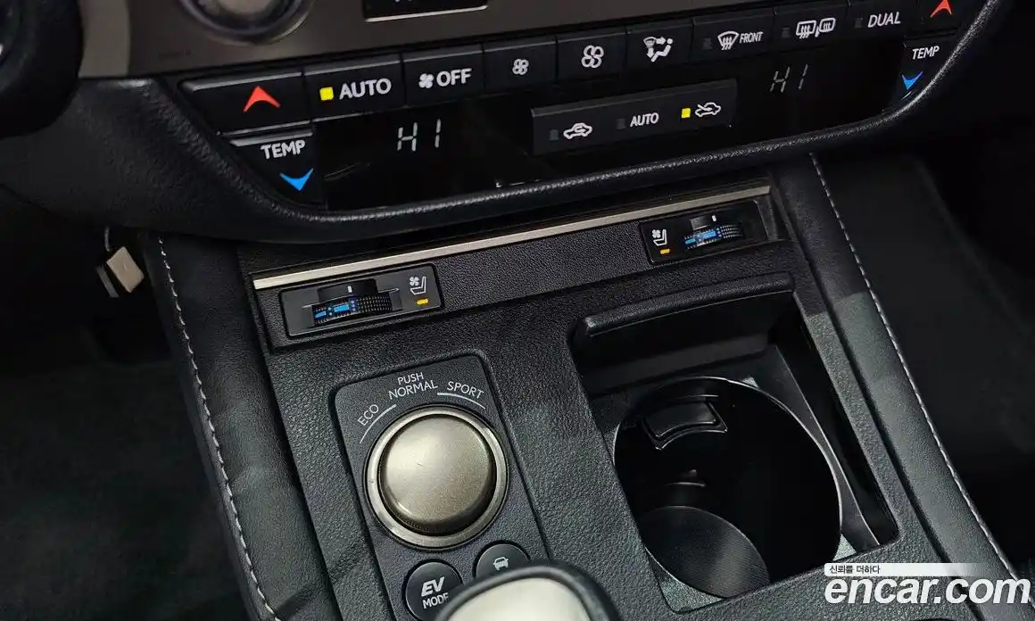 Lexus ES 2016 2.5 гидро в Москве № 214689, фото 18