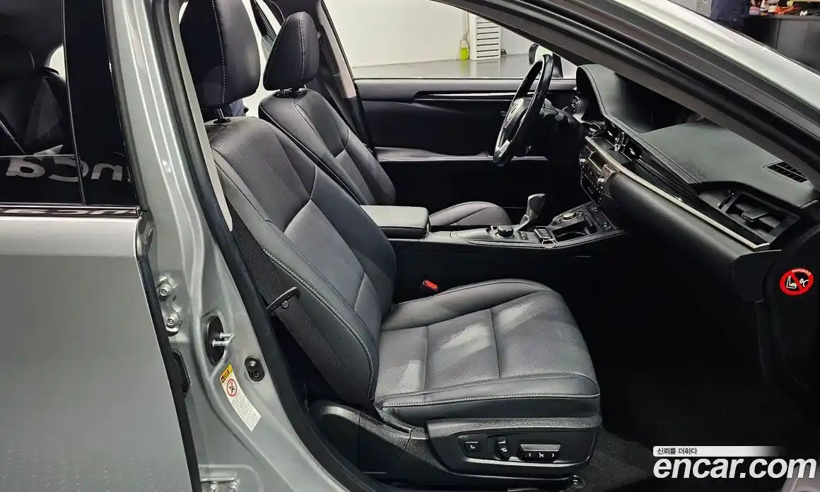 Lexus ES 2016 2.5 гидро в Москве № 214689, фото 10
