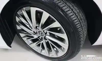 Lexus ES 2025 2.5 вариатор в Москве № 214763, миниатюра 5