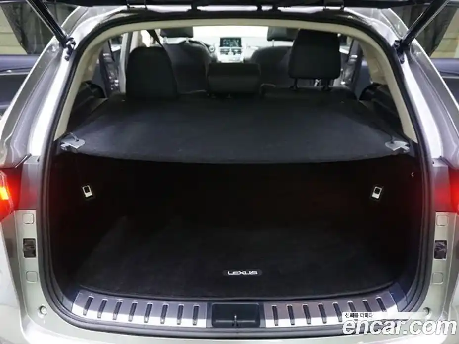 Lexus NX 2017 2.5 гидро в Москве № 214848, фото 12
