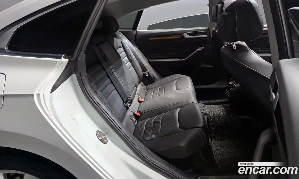 Volkswagen Arteon 2022 2.0 гидро в Москве № 214990, фото 12