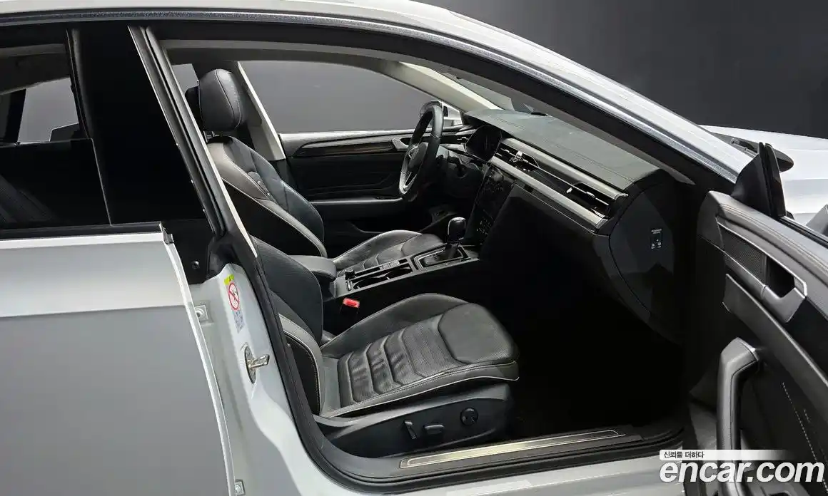 Volkswagen Arteon 2022 2.0 гидро в Москве № 214990, фото 10