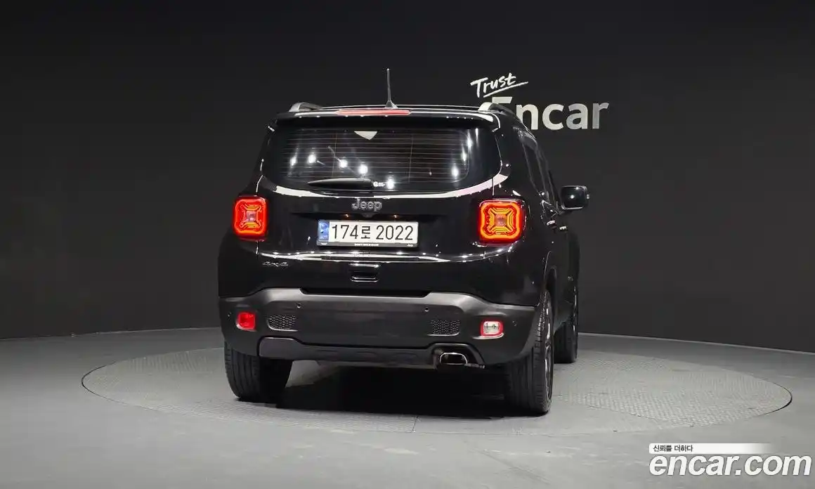 Jeep Renegade 2021 2.4 гидро в Москве № 215435, фото 4