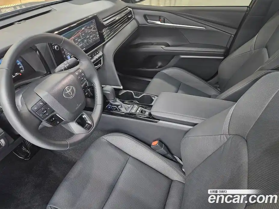 Toyota Camry 2025 2.5 вариатор в Москве № 215593, фото 10