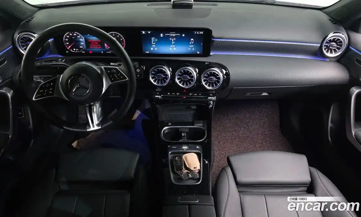 Mercedes-Benz A-Class 2024 2.0 гидро в Москве № 218628, фото 7