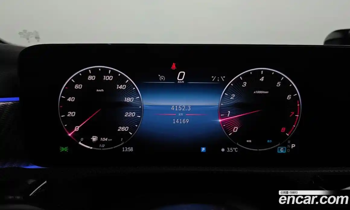 Mercedes-Benz A-Class 2024 2.0 гидро в Москве № 218628, фото 8