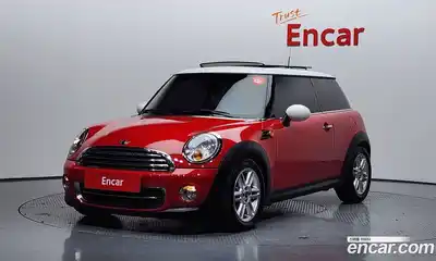 Mini Cooper, 2011