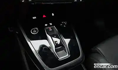 Audi Q4 e-tron 2022 0.2 гидро в Москве № 230033, миниатюра 9