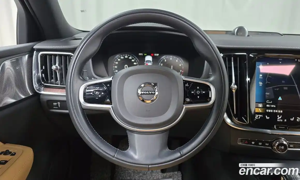 Volvo V60 2020 2.0 гидро в Москве № 230457, фото 13