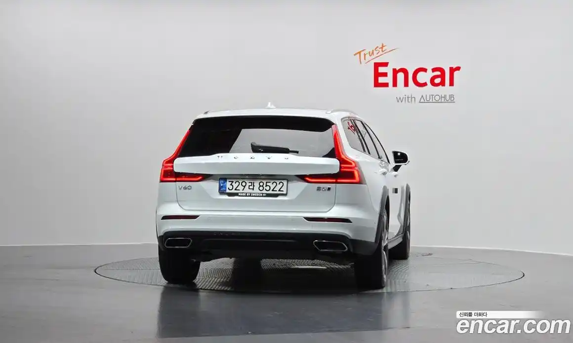 Volvo V60 2020 2.0 гидро в Москве № 230457, фото 4