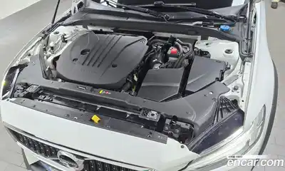 Volvo V60 2020 2.0 гидро в Москве № 230457, миниатюра 6