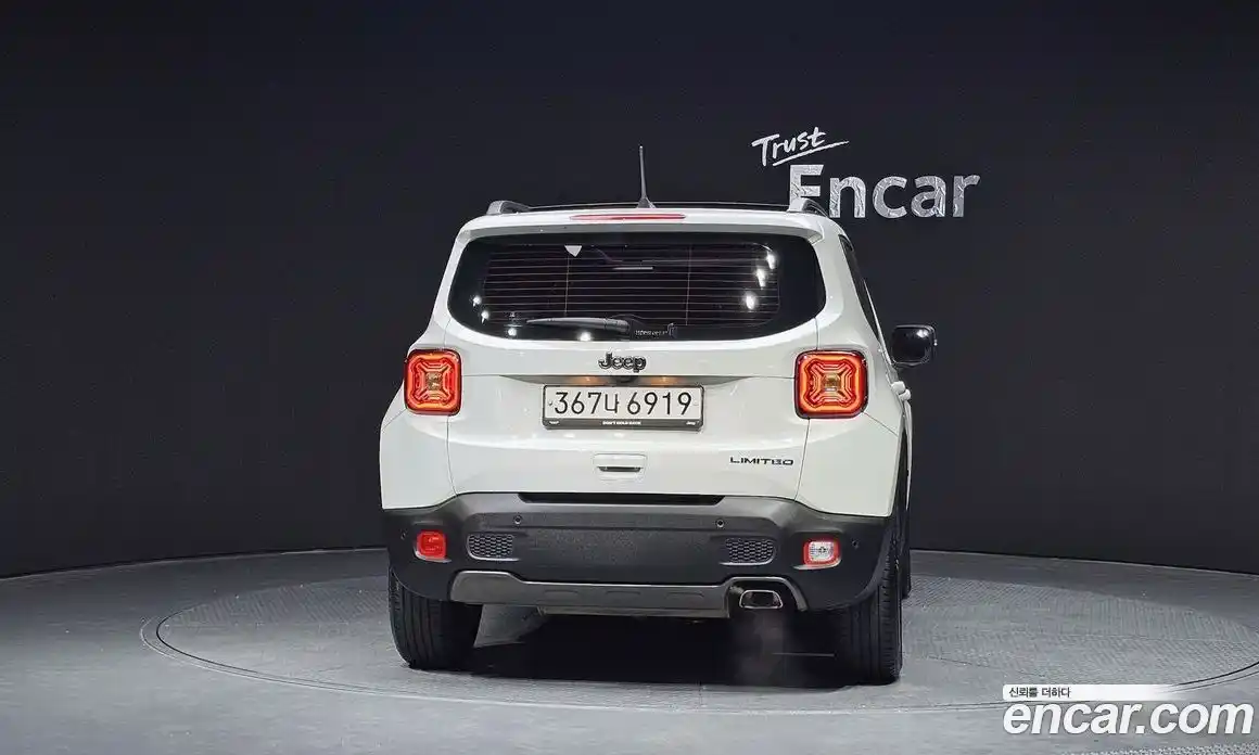 Jeep Renegade 2021 2.4 гидро в Москве № 232357, фото 4