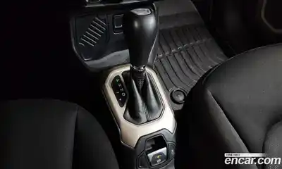 Jeep Renegade 2016 2.4 гидро в Москве № 232613, миниатюра 9