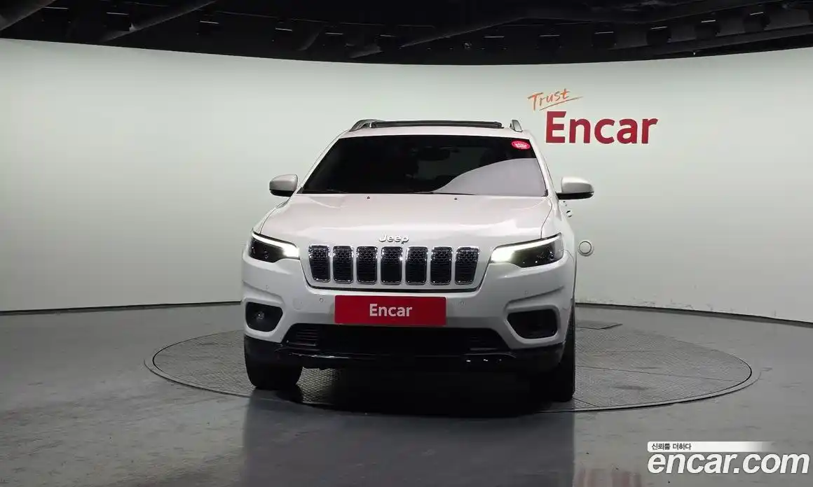 Jeep Cherokee 2018 2.4 гидро в Москве № 232750, фото 3
