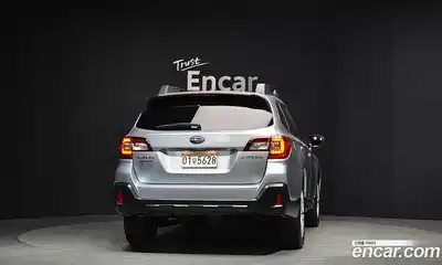 Subaru Outback 2019 2.5 гидро в Москве № 236165, миниатюра 4