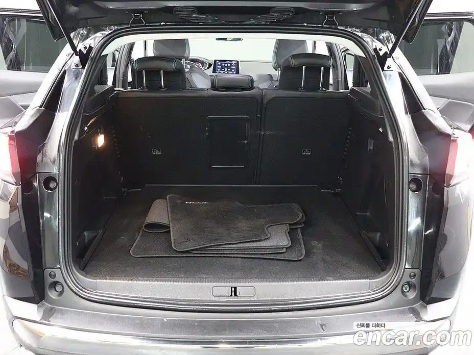 Peugeot 3008 2022 1.2 гидро в Москве № 236389, фото 17