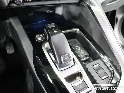 Peugeot 3008 2022 1.2 гидро в Москве № 236389, миниатюра 9