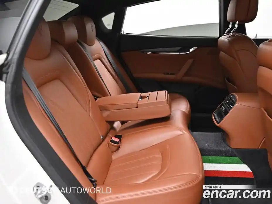 Maserati Quattroporte 2018 3.0 гидро в Москве № 256005, фото 12