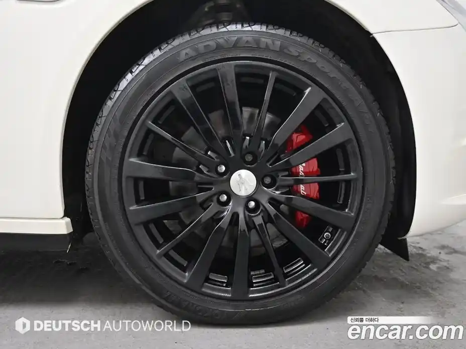 Maserati Quattroporte 2018 3.0 гидро в Москве № 256005, фото 5