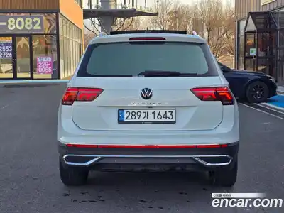 Volkswagen Tiguan 2021 2.0 гидро в Москве № 272945, миниатюра 4