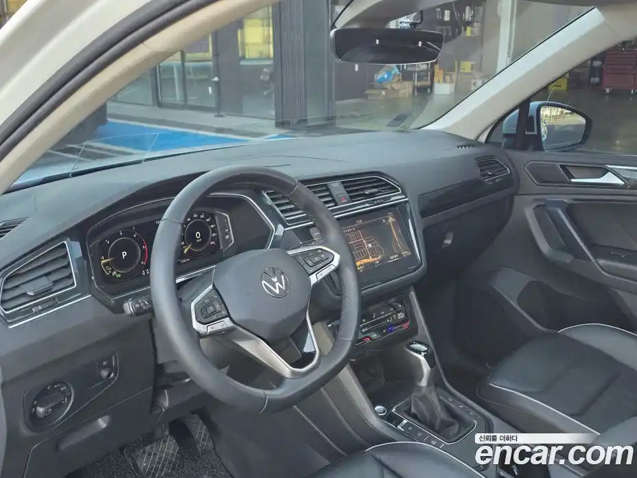 Volkswagen Tiguan 2021 2.0 гидро в Москве № 272945, фото 7